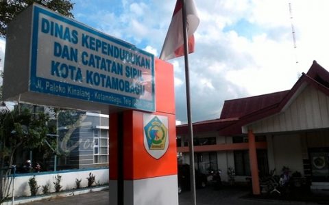 Disdukcapil Kotamobagu Studi Banding ke Tomohon