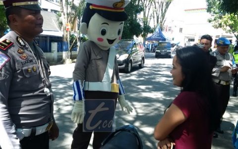 Operasi Simpatik, Polisi Hadirkan Si Polin