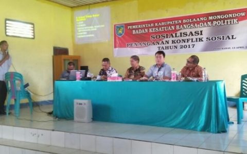 Kesbangpol Bolmong Sosialisasi Penanganan Konflik Sosial