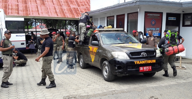 60 Anggota Pol PP Kotamobagu Latihan Fisik di Gunung Soputan