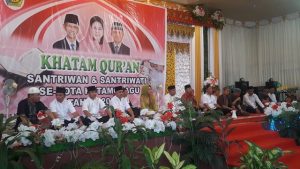 Wali Kota bersama para pimpinan SKPD dan para ustadz saat hadir dalam perayaan Khatam Quran perayaan Tahun Baru Hijriyah 
