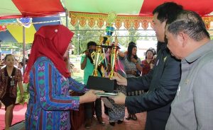 Pemkot Kotamobagu Raih Penghargaan Pelayanan Kesehatan Haji Terbaik di Sulut
