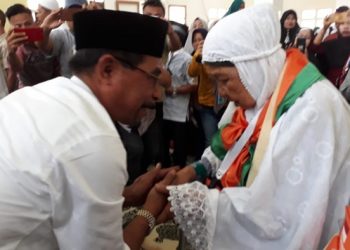 Bupati Boltim Ingatkan 30 JCH Jaga Kesehatan dan Kekompakan