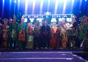 Moh. Eka Putra Manoppo dan Fajrina Rusniar Raih Uyo-Anu Boltim 2019
