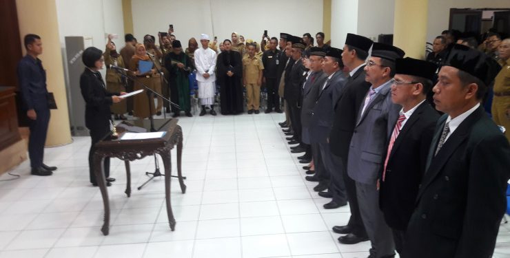 Bupati Bolmong Lantik 12 Pejabat Eselon II