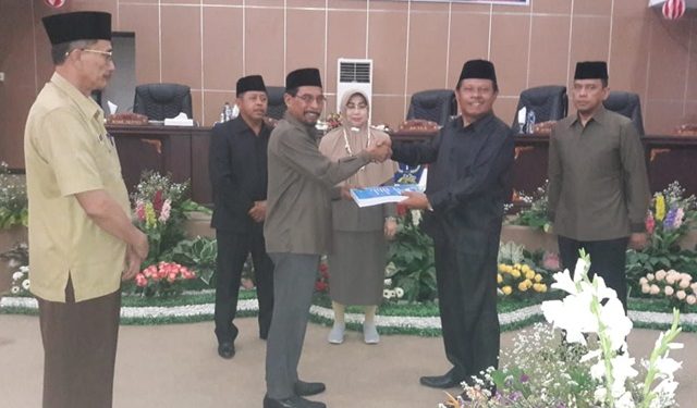Bupati Boltim Serahkan Draf KUA-PPAS Perubahan 2019