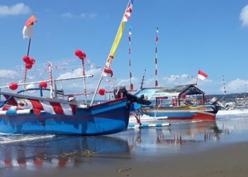 Jelang HUT Boltim Perahu Hias Diperlombakan