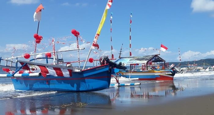 Jelang HUT Boltim Perahu Hias Diperlombakan