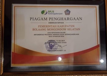 Pemkab Bolsel Terima Penghargaan dari BPJS Ketenagakerjaan