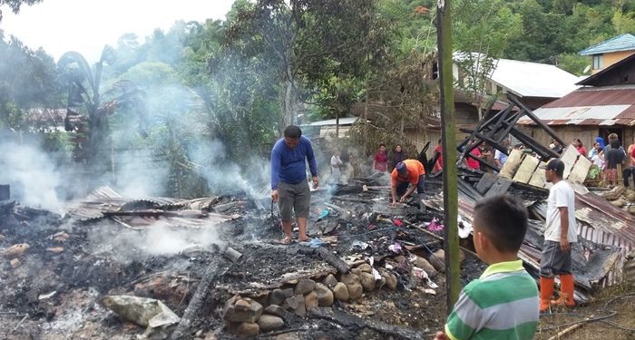 Kebakaran Rumah di Desa Tobongon, Bayi Sembilan Bulan Ikut Terbakar
