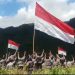 Pengibaran Bendera Raksasa Batalyon B Pelopor Sat Brimob Inuai