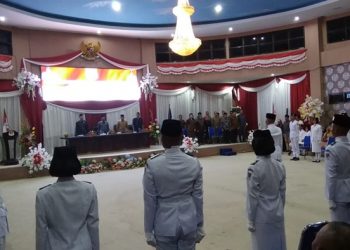 Bupati Boltim Kukuhkan 27 Anggota Paskibra