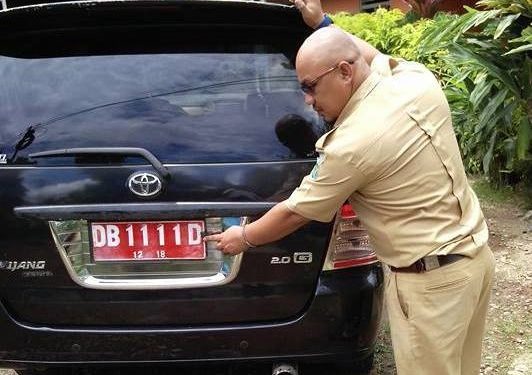 Mobil Dinas Pemkab Bolmong Sebaiknya Pakai Logo Daerah