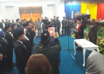 20 Anggota DPRD Boltim Masa Jabatan 2019-2024 Diambil Sumpah Janji
