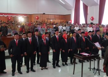 20 Anggota DPRD Bolsel Diambil Sumpah Janji
