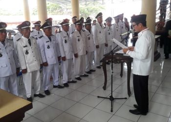 Pelantikan dan pengambilan sumpah janji 25 Penjabat Kades yang dipimpin Wakil Bupati Bolmong Yanny Ronny Tuuk