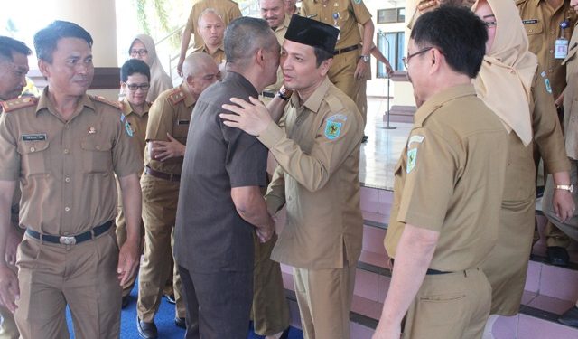 Pensiun, Asisten II Pemkab Bolmong Pamit dari PNS