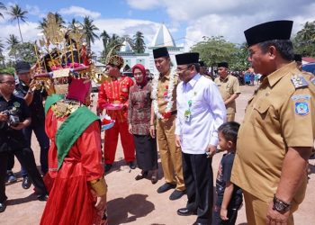 Bupati Iskandar Buka Ajang Kompetisi dan Olahraga Madrasah se Bolsel