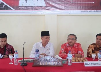 Bupati Bolsel Buka Seminar Nasional, Wabup Hadiri Pengukuhan Timpora