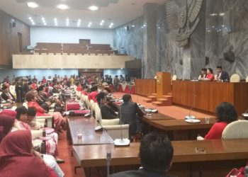 H2M Ikuti Rapat Fraksi PDIP Perdana