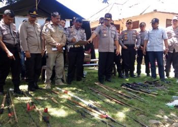 Konflik Kelompok Masa, Aparat Gabungan Berhasil Sita Puluhan Senjata Tajam di Dumoga
