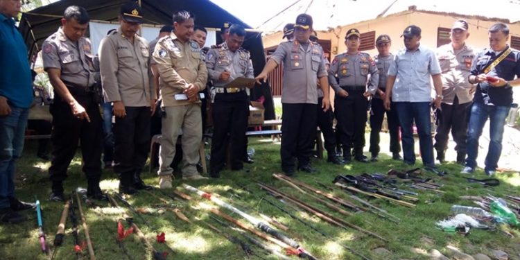 Konflik Kelompok Masa, Aparat Gabungan Berhasil Sita Puluhan Senjata Tajam di Dumoga