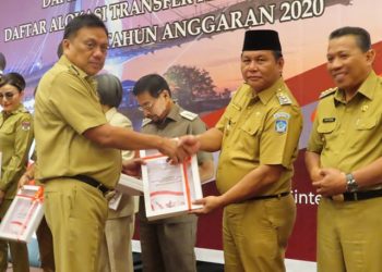 Wabup Bolsel Menerima DIPA Alokasi Transfer Dana Desa Tahun Anggaran 2020