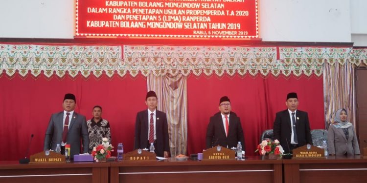 DPRD Bolsel Sahkan Perda Kawasan Tanpa Rokok