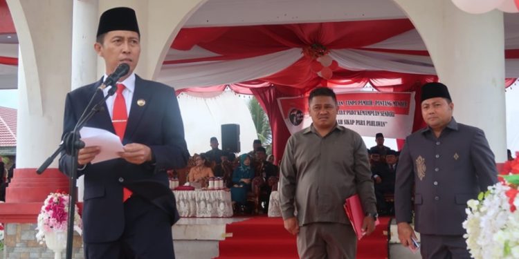 Bupati Iskandar Kamaru Ajak Warga Gelorakan Semangat Juang dan Jaga NKRI