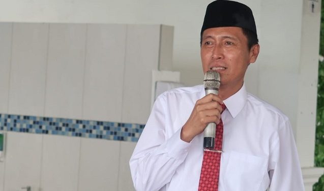 Bupati Bolsel Hi Iskandar Kamaru