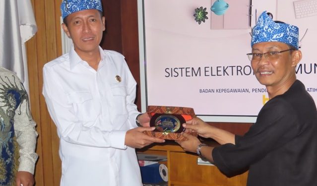 Pemkab Bolsel Studi Tiru ke Pemkot Bandung Soal Perhitungan Penilaian Kinerja dan Pemberian TKD
