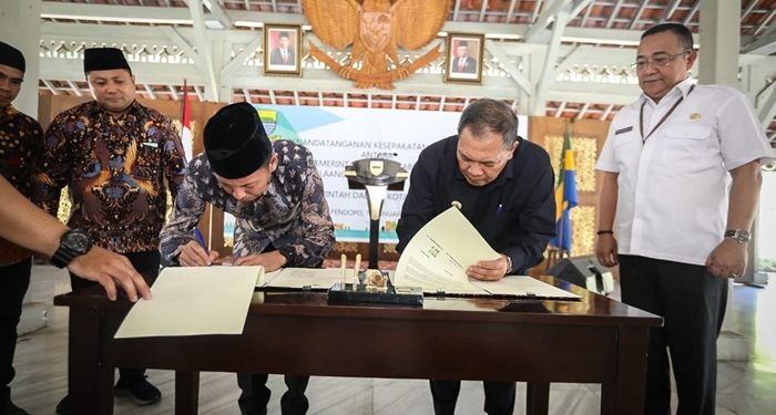 Bupati Bolsel Tandatangani Kerjasama di Bidang Smart Sity dan E-goverment dengan Pemkot Bandung