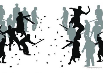 Polisi Tembakan Gas Air Mata Lerai Dua Kelompok Massa di Dumoga Timur