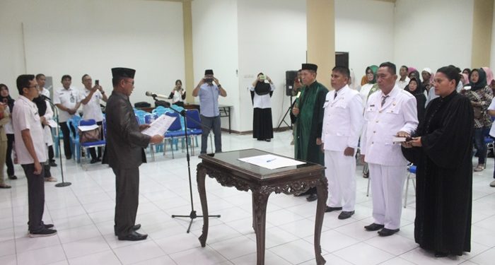 Dua Kades Terpilih Antar Waktu Kabupaten Bolmong Dilantik