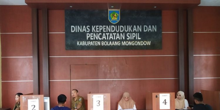 Disdukcapil Bolmong Buka Layanan Online