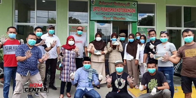 H2M Center Bagikan Lima Ribu Masker Untuk Tenaga Medis dan Warga Kota Kotamobagu