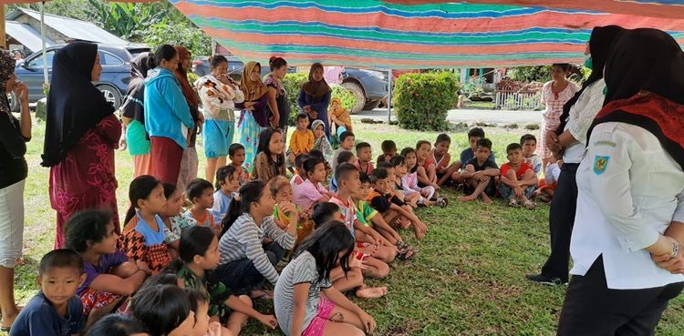 DP3A Bolmong Hapus Trauma Anak-Anak Terdampak Banjir di Desa Domisil