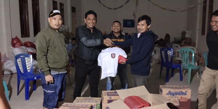 Bawaslu Bolsel Berbagi Kasih di Bolmut