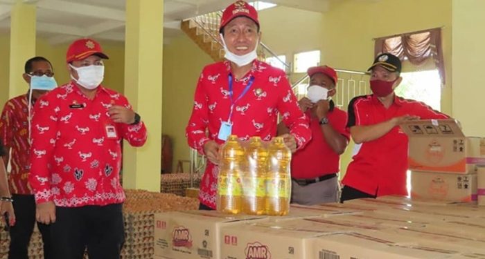 Bantun Sembako bagi warga Bolsel