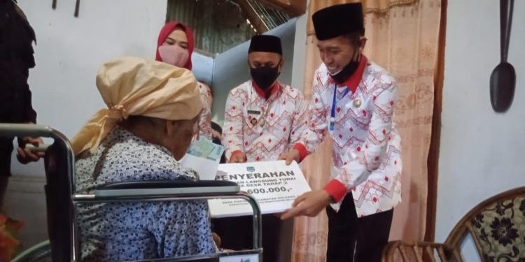 Kabupaten Bolsel Mulai Salurkan BLT Dana Desa Tahap Dua