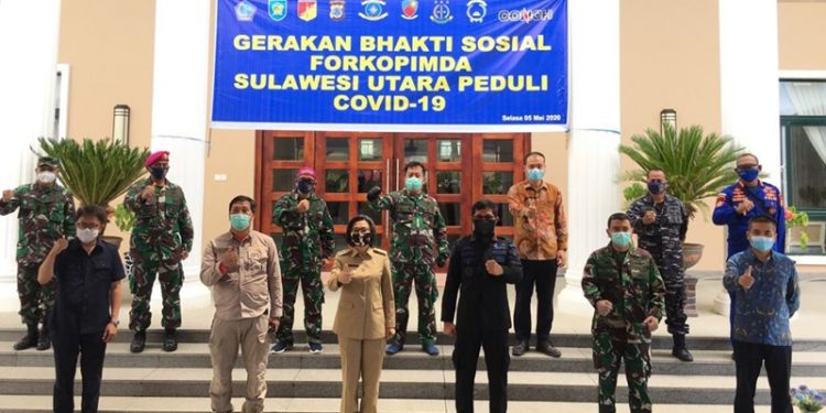 Yasti Dampingi Forkopimda Sulut Serahkan Bantuan