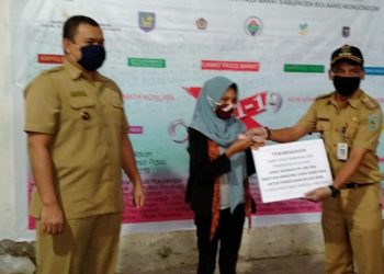 Pemdes Passi Salurkan BLT Dana Desa