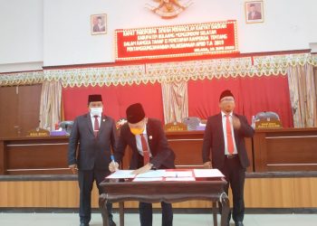 Tiga Fraksi DPRD Bolsel Menerima Ranperda APBD 2019