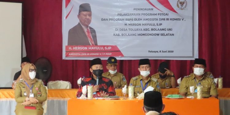 Herson Bawah 1000 Unit Program BSPS ke Sulut