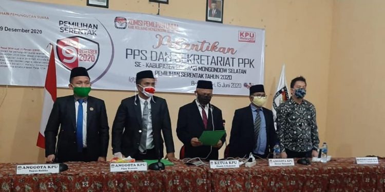 Lanjutkan Tahapan PIlkada, KPU Bolsel Lantik PPS