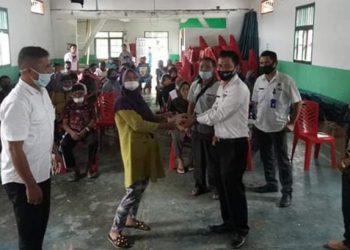 10 Desa di Kecamatan Passi Barat Salurkan BLT DD Tahap Dua