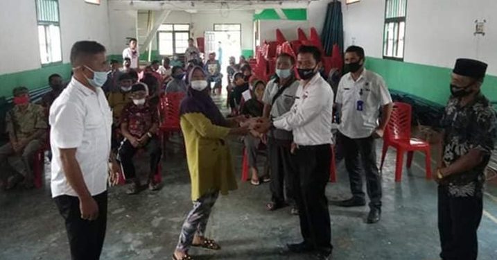 10 Desa di Kecamatan Passi Barat Salurkan BLT DD Tahap Dua