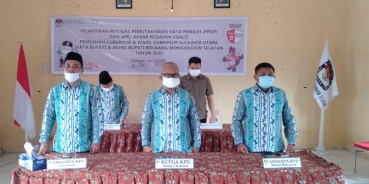 Petugas Pemutakhiran Data Pemilih  Kabupaten Bolsel Dilantik