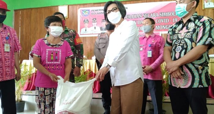 Bupati Bolmong Serahkan Bantuan Pangan Tahap III