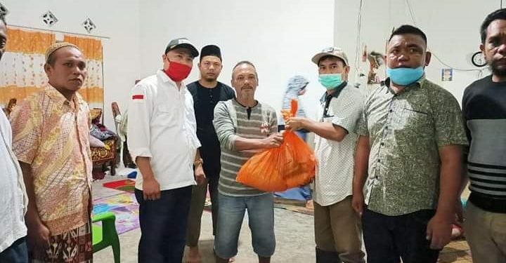 Bawaslu Bolsel Peduli Korban Banjir